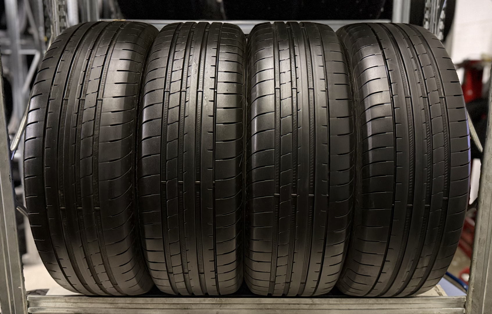 Goodyear Eagle F1 Asymmetric 3 SUV 235/65R18 106 W
