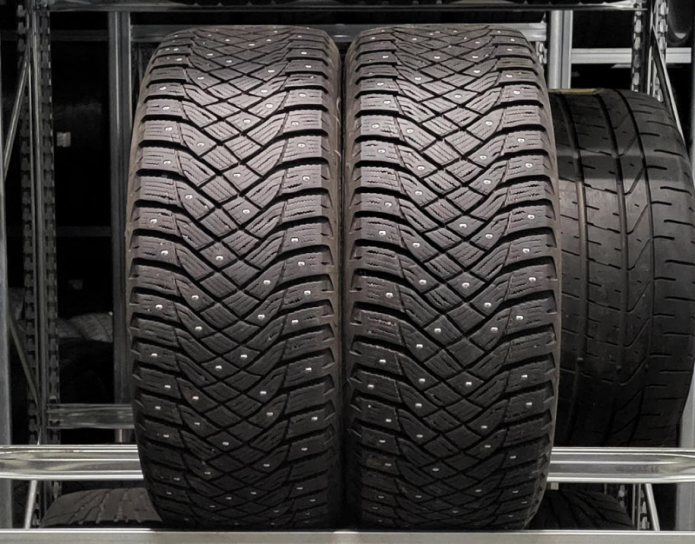 Goodyear Ultra Grip Arctic 2 225/60R17 103 T Naastrehvid
