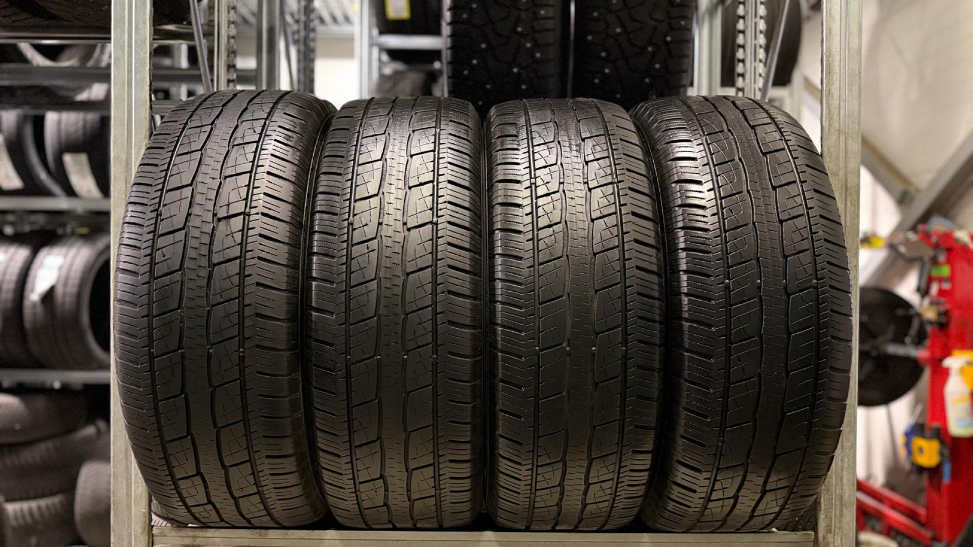General GRABBER HTS60 275/60R20 115 S Suverehvid