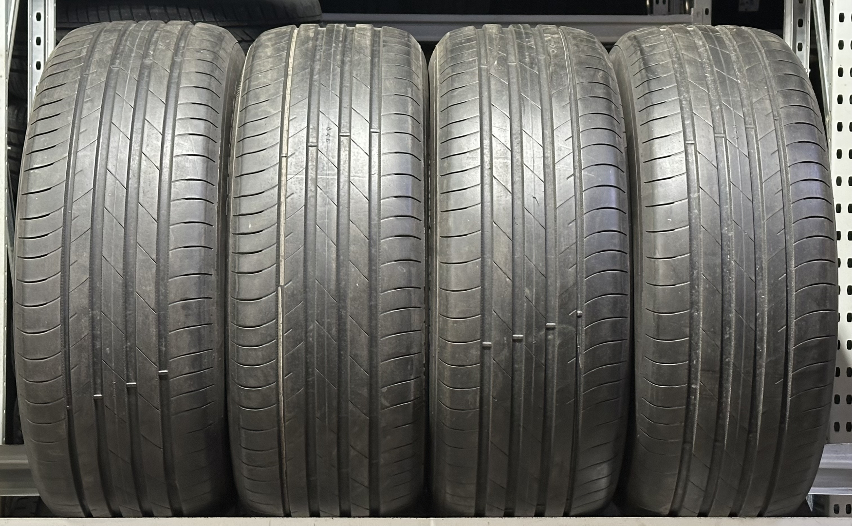Nokian Hakka Black 3 Suv 255/60R18 112 V