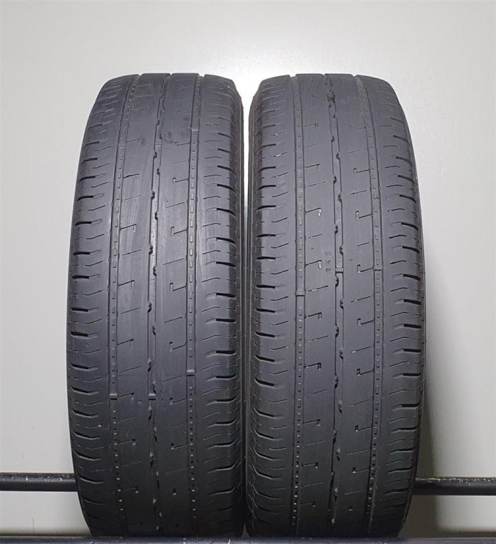 Nokian Hakka C2 215/75R16C 116/114 S Летние шины
