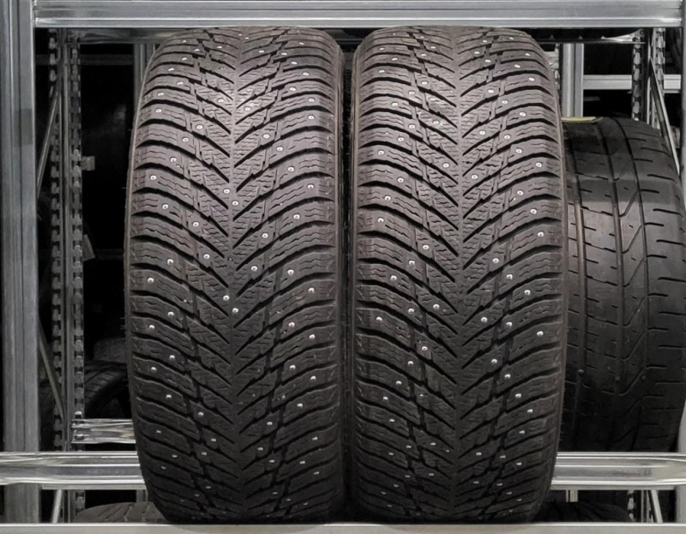 Nokian Hakkapeliitta 10 205/60R16 96 T