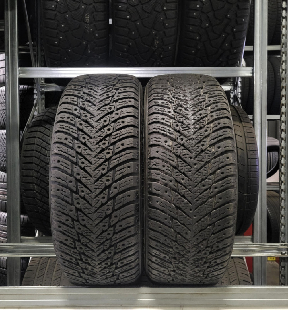 Nokian Hakkapeliitta 10 225/45R17 94 T Ламельные шины
