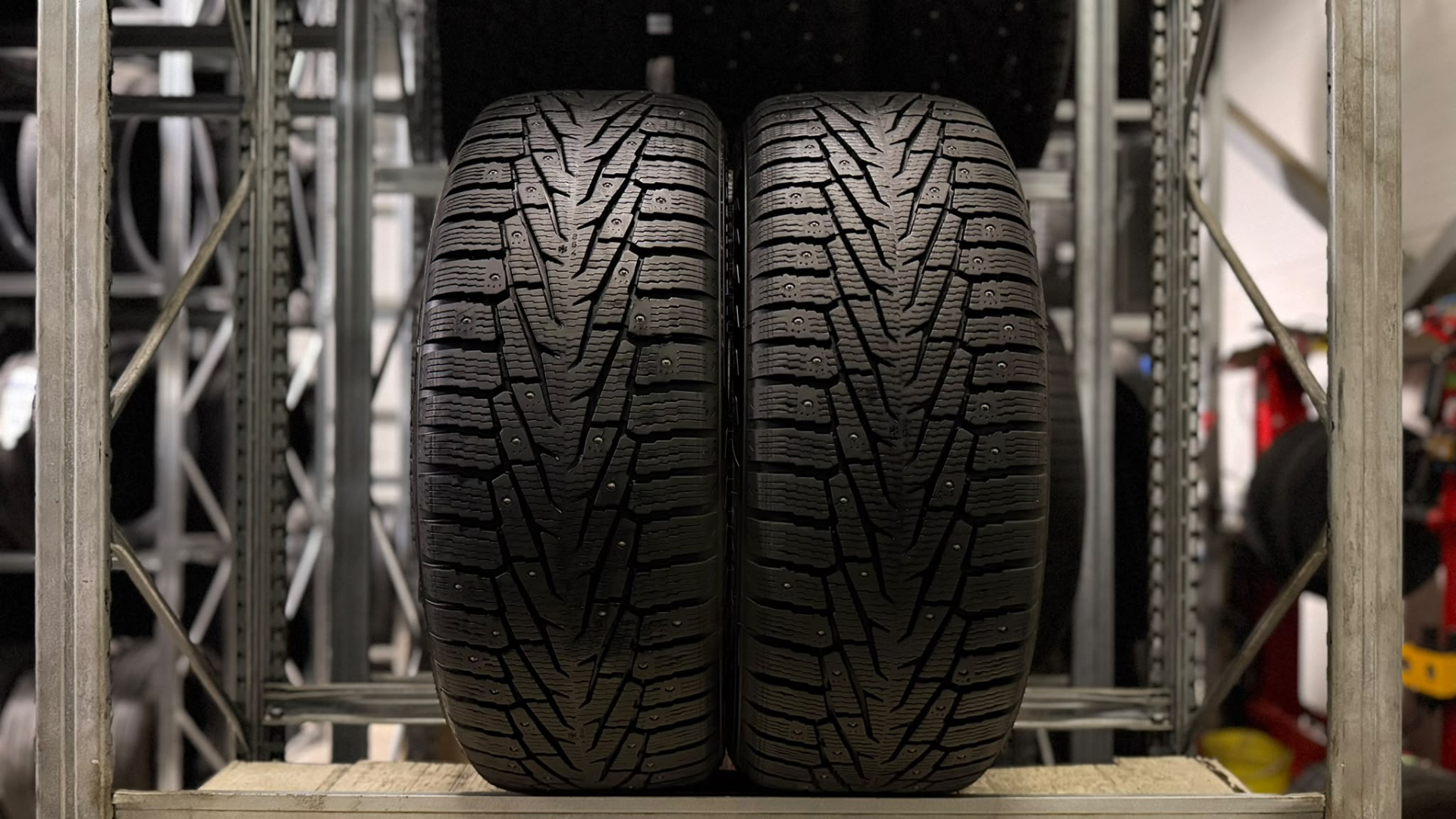 Nokian Hakkapeliitta 7 Suv 255/55R18 109 T Studded tires