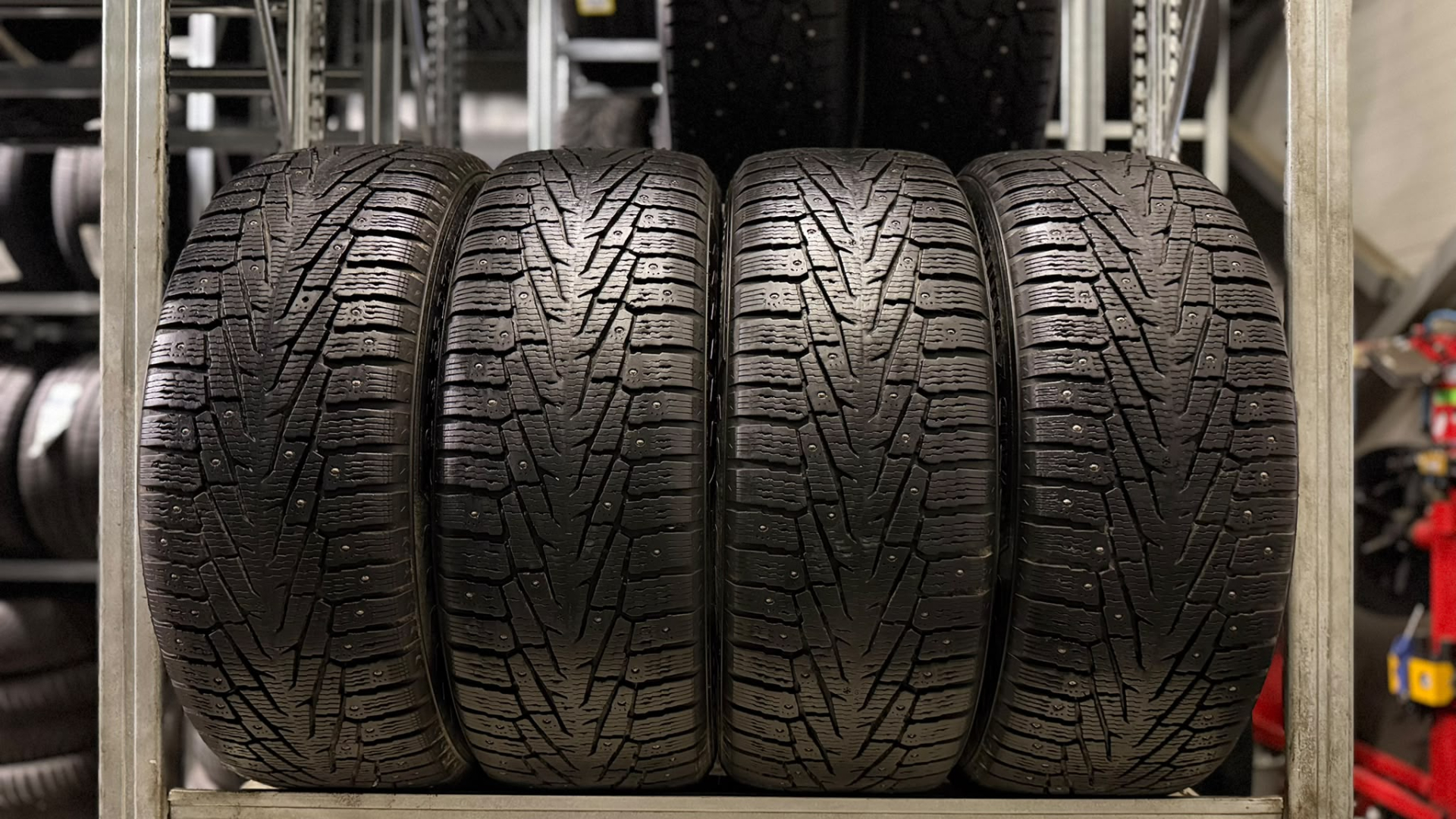 Nokian Hakkapeliitta 7 Suv 245/55R19 107 T Studded tires