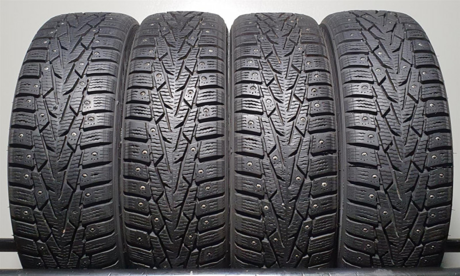 Nokian Hakkapeliitta 7 205/50R17 93 T Studded tires