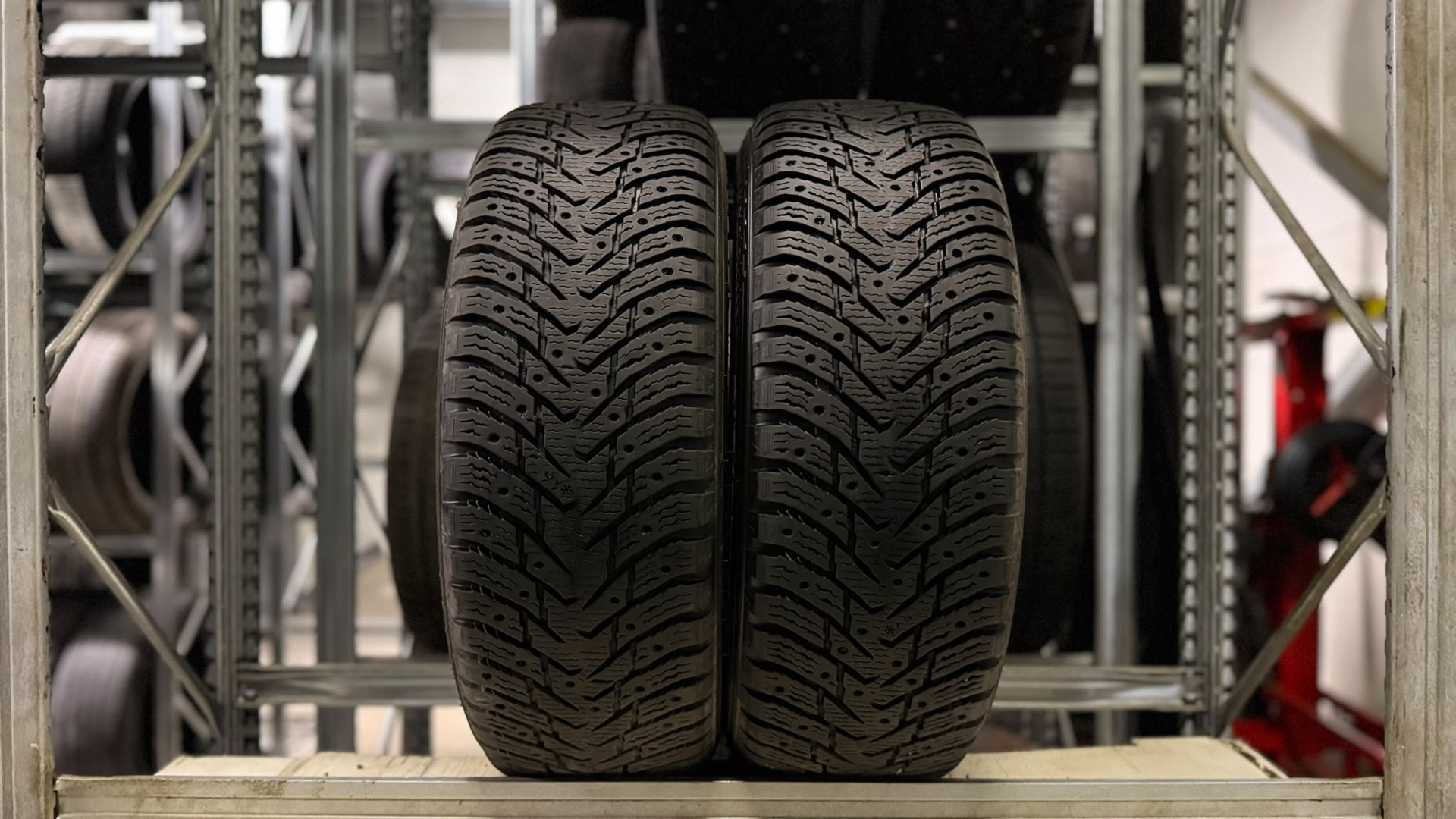 Nokian Hakkapeliitta 8 SUV 215/65R16 102 T