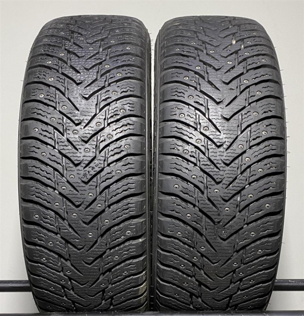 Nokian Hakkapeliitta 8 SUV 275/50R19 112 T Studded tires