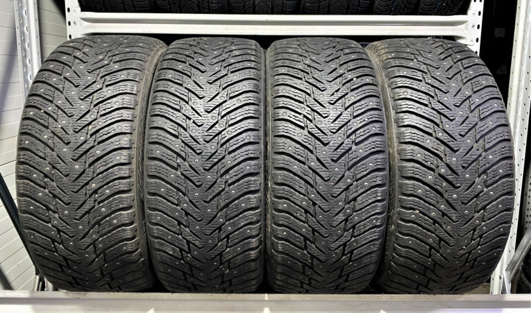 Nokian Hakkapeliitta 8 SUV 295/35R21 107 T Naastrehvid