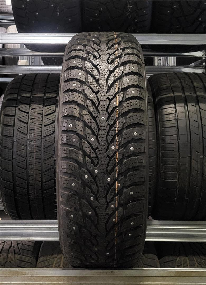 Nokian Hakkapeliitta 9 SUV 215/65R17 103 T