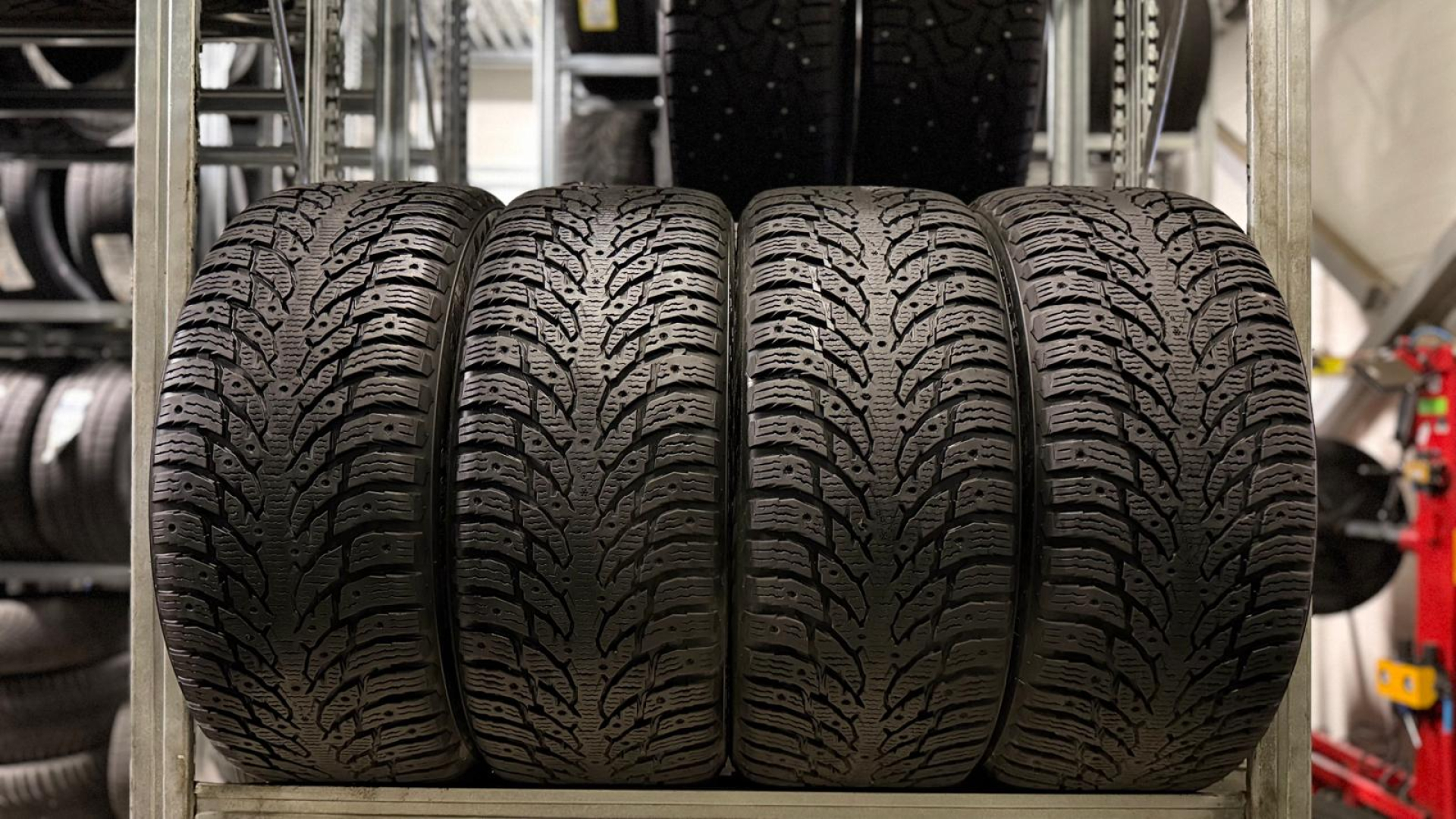 Nokian Hakkapeliitta 9 SUV 285/45R20 112 T Friction tires