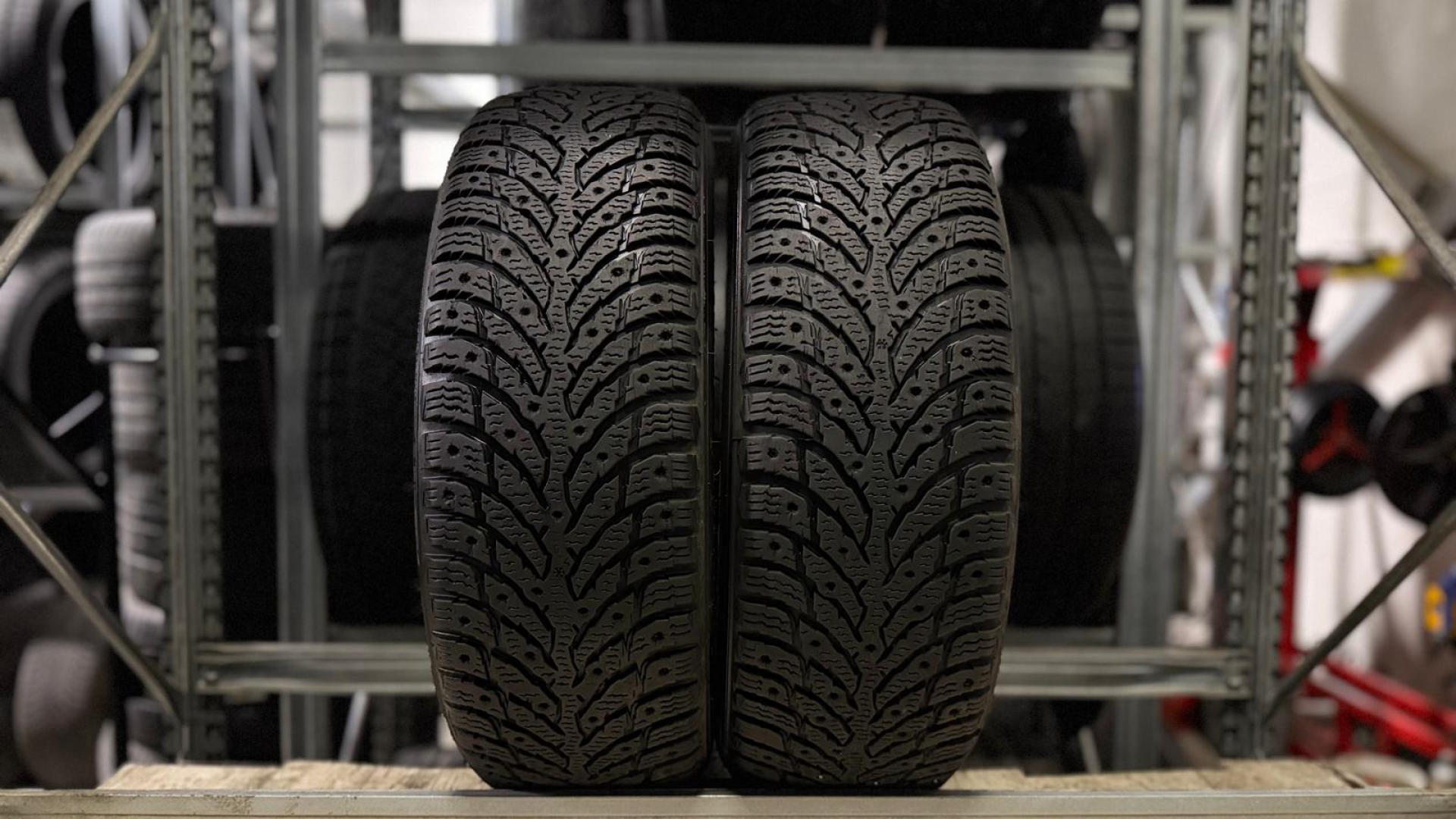 Nokian Hakkapeliitta 9 195/65R15 95T Lamell