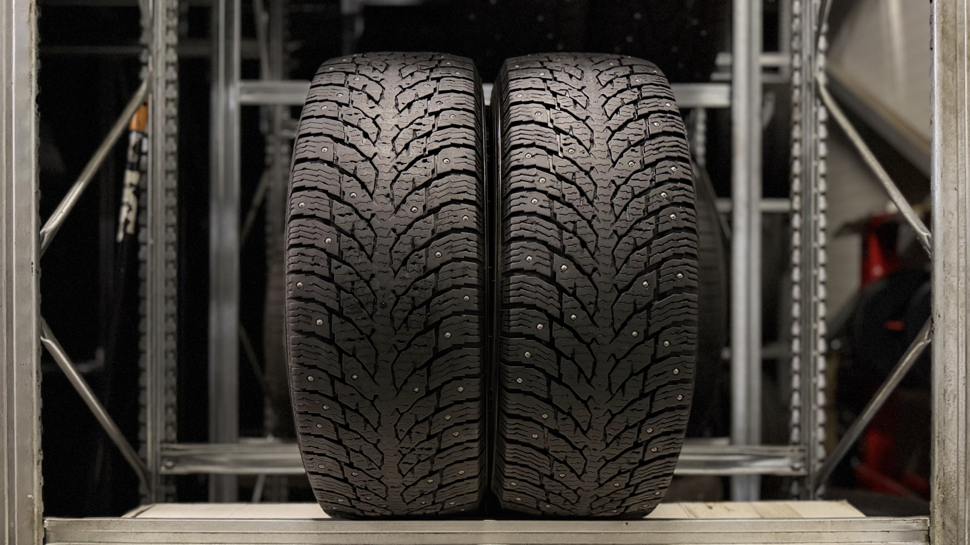 Nokian Hakkapeliitta C4 215/65R16C 109/107R Шипованная