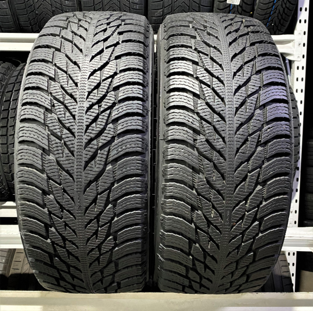 Nokian Hakkapeliitta R3 SUV 275/50R20 113 R Ламельные шины