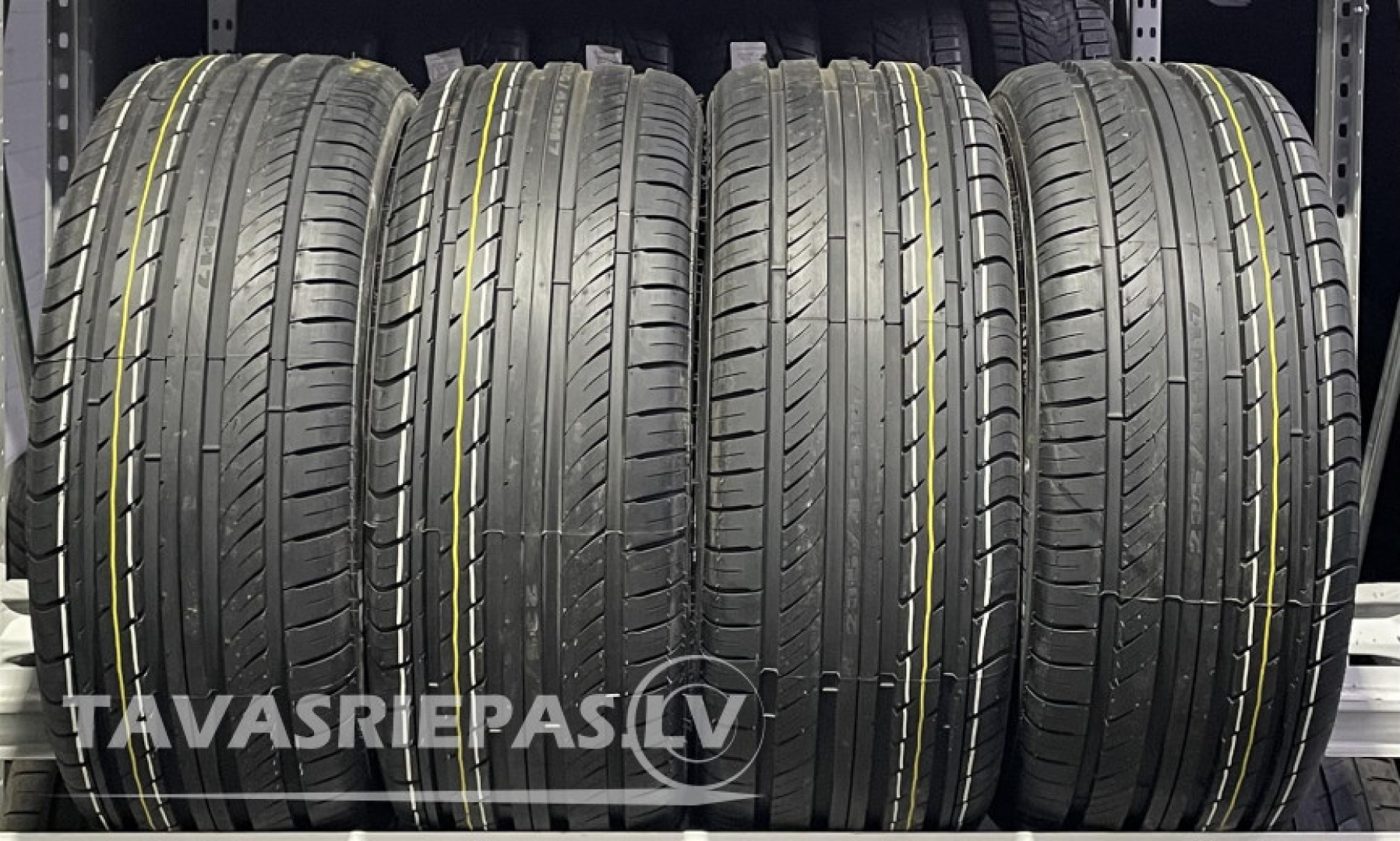 Hifly HF805 205/40R17 84 W Summer tires