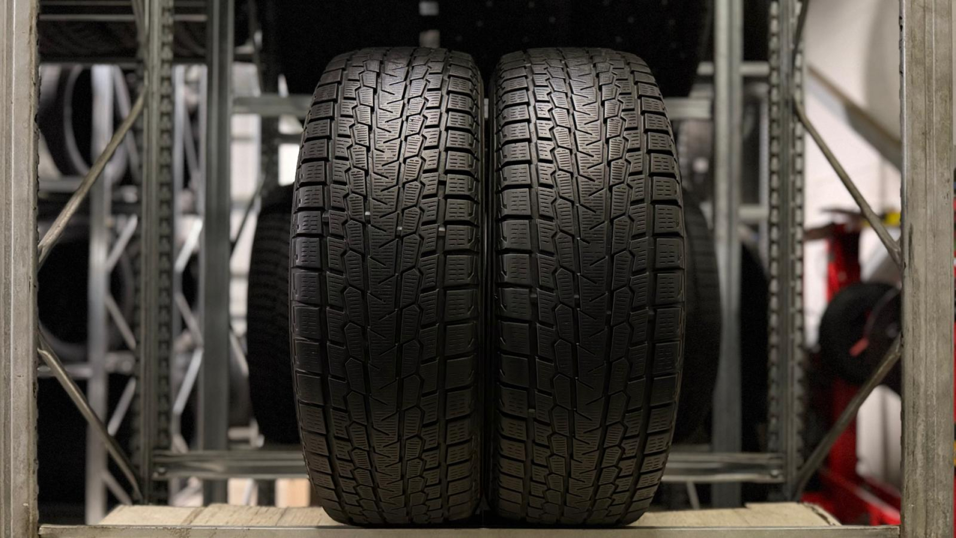 Yokohama Ice Guard G075 225/65R18 103 Q Friction tires