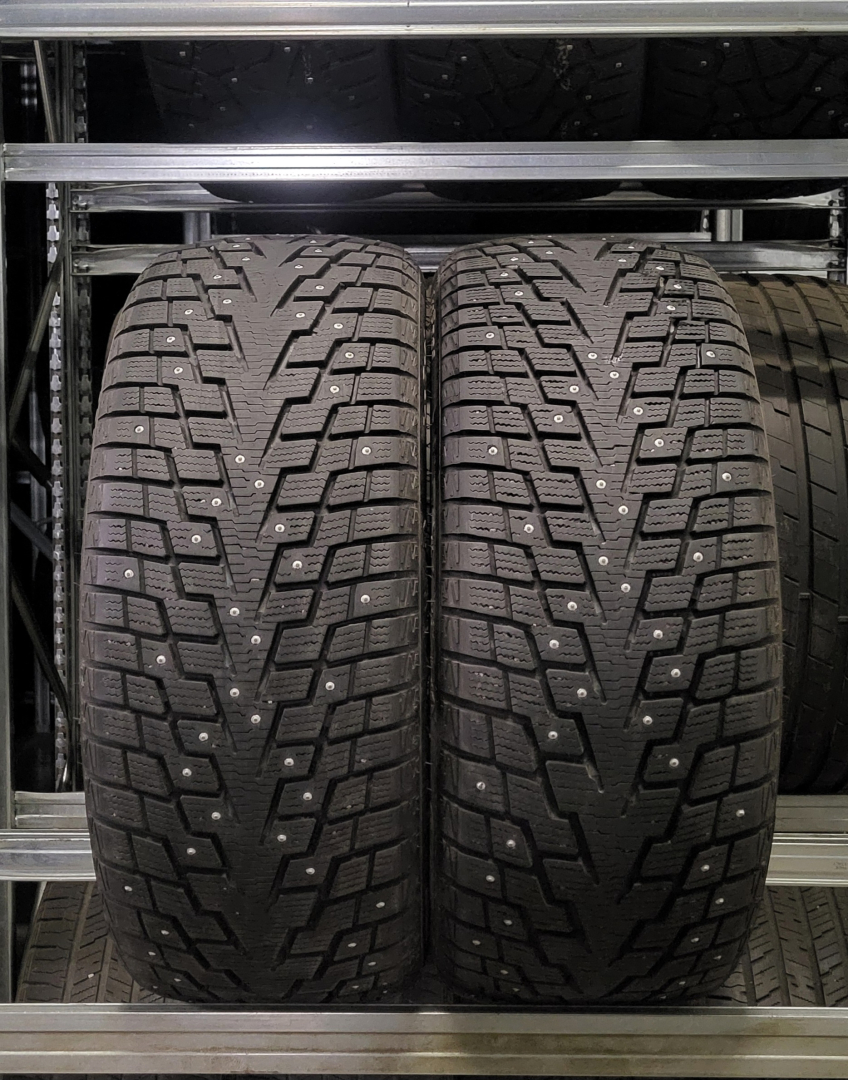 GT Radial Ice Pro 3 235/45R18 94 T Studded tires
