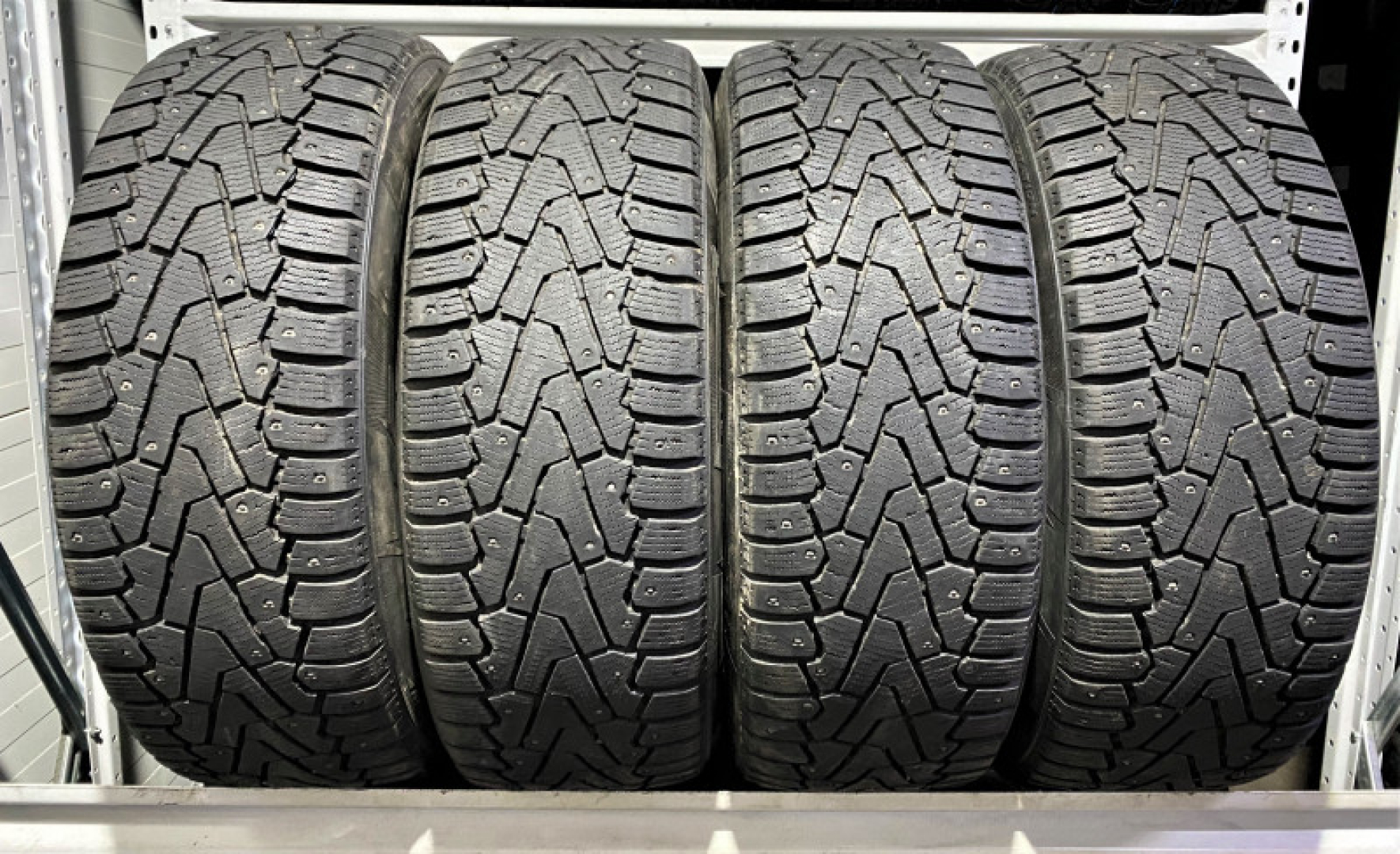 Pirelli Ice Zero 215/55R18 99 T
