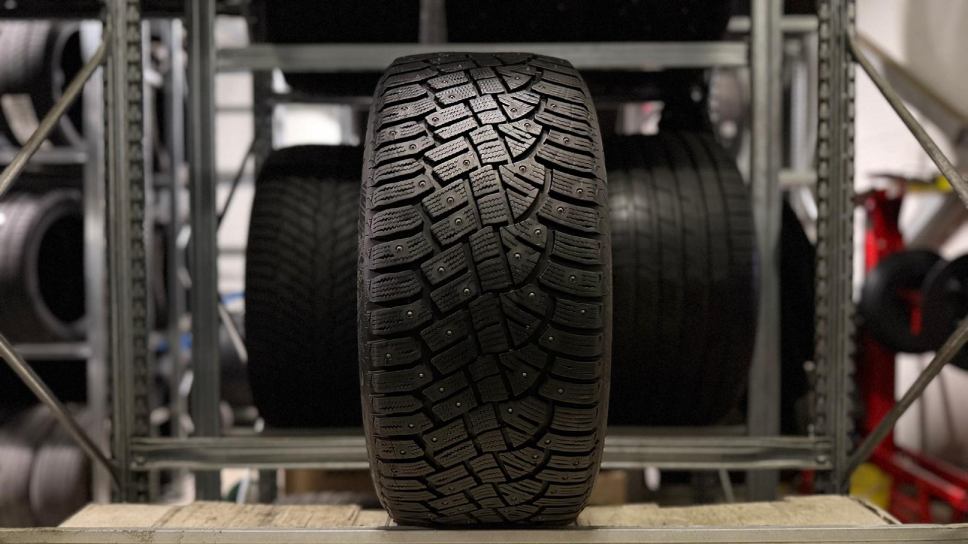 Continental IceContact 2 245/40R18 97 T