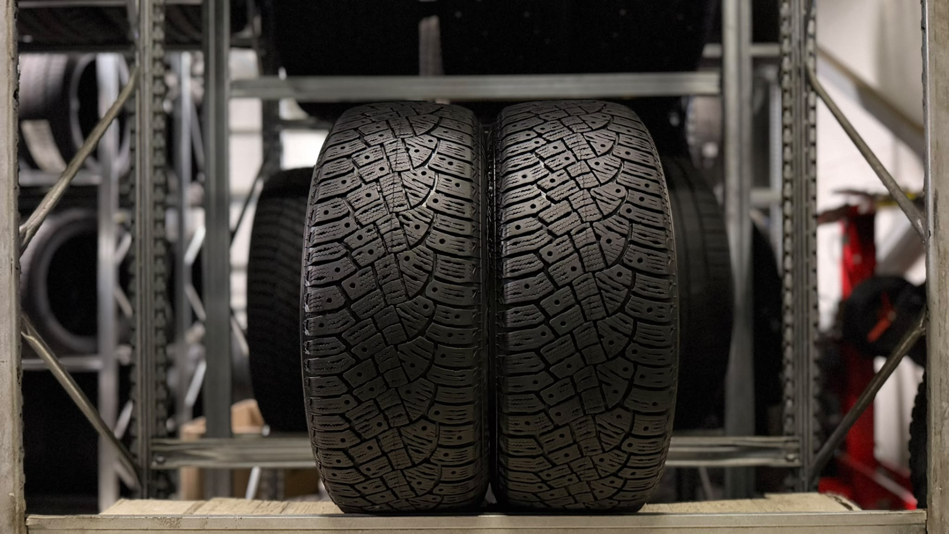 Continental IceContact 2 205/55R16 94 T