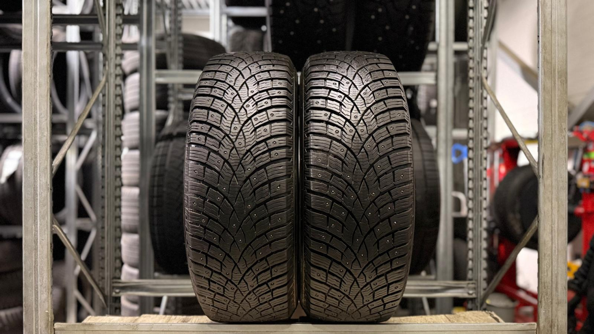 Triangle IcelynX TI501 245/65R17 111 T Шипованные шины