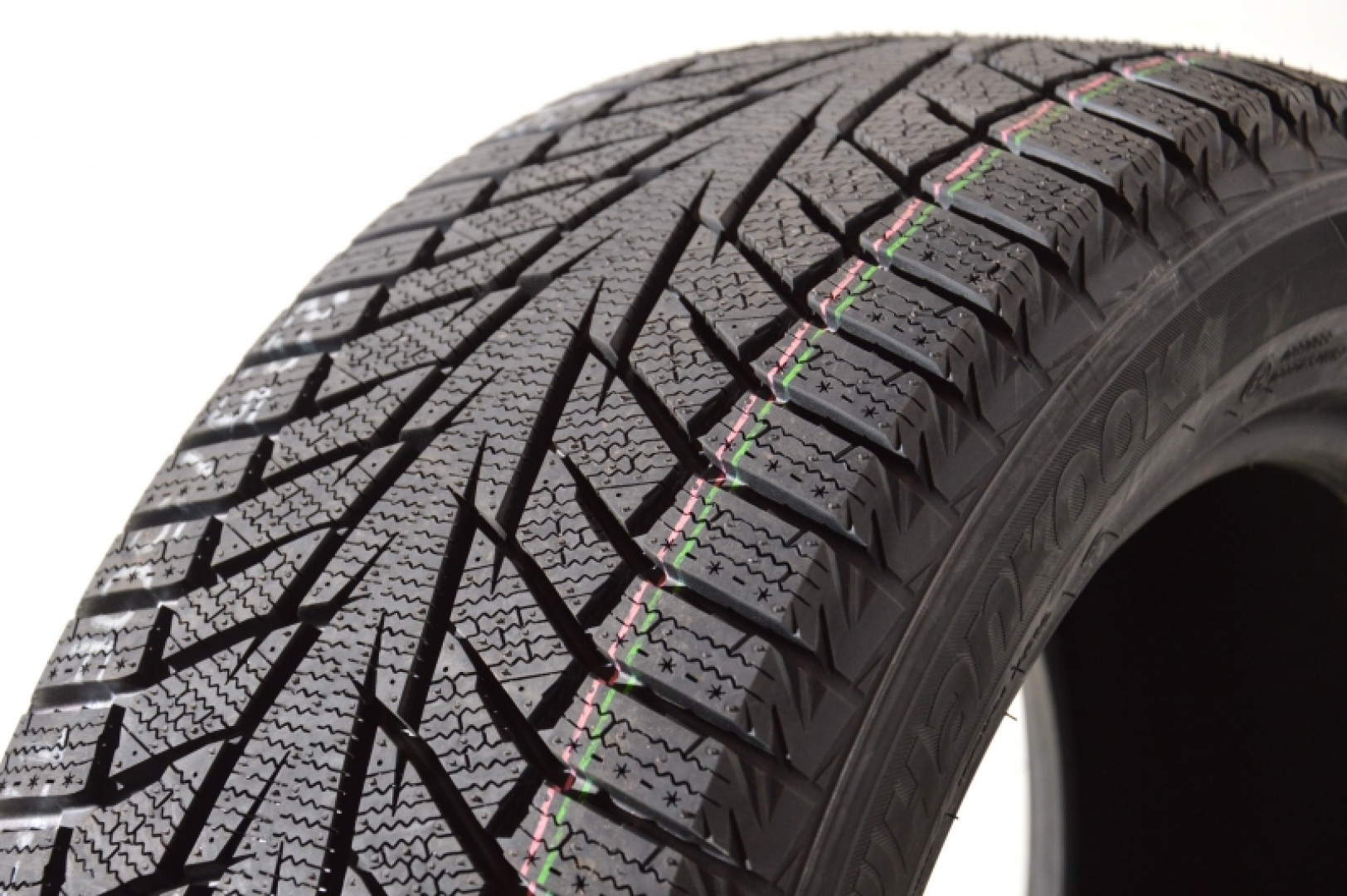 Hankook ICept X RW10 235/75R15 m+s Ламельные шины