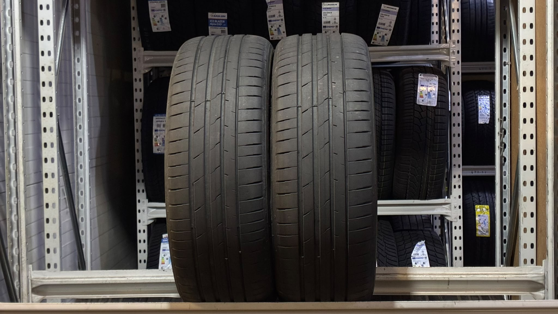 Hankook IK01A * 235/50R20 104 Y SOUND ABSORBER Летние шины