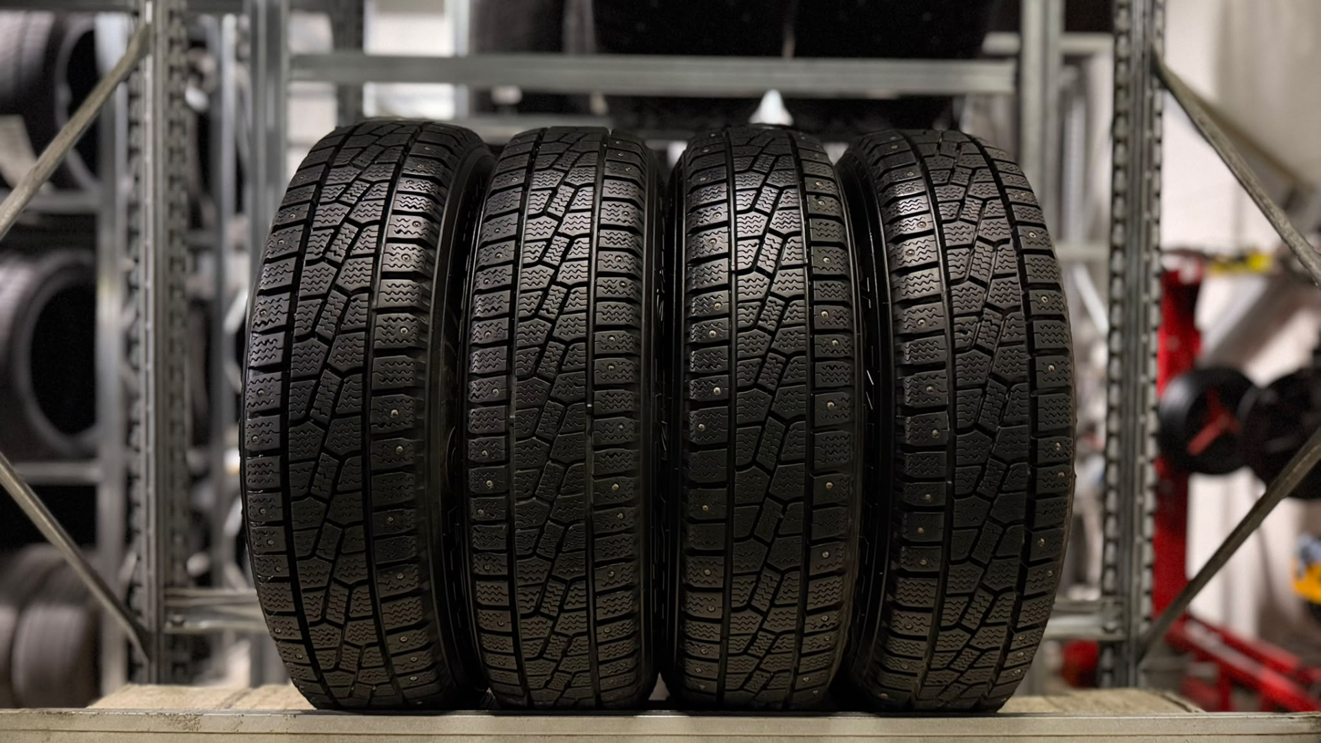 Kumho Izen Stud Kw11 165/80R13 83 Q Naastrehvid