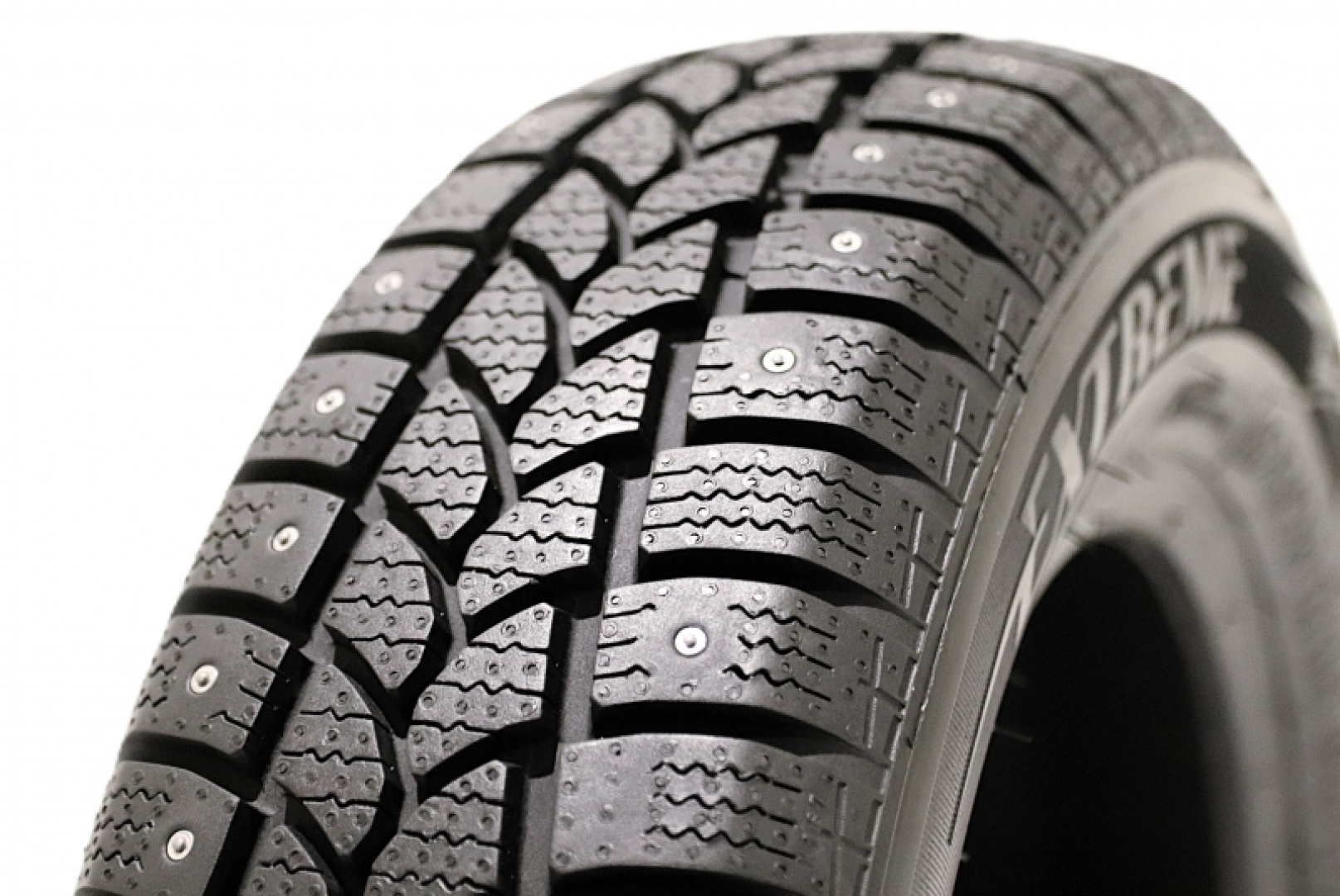 Kormoran EXTREME STUD 185/70R14 88T Studded
