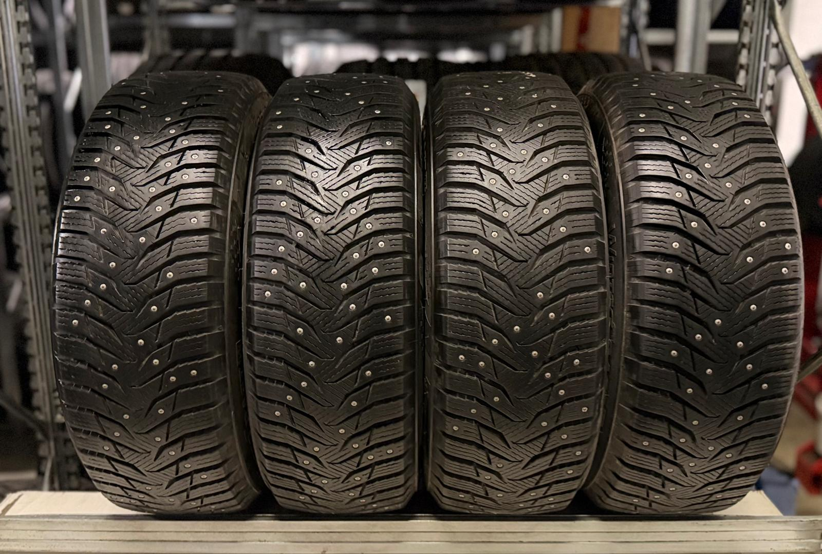 Kumho Winter Craft Ice Wi31 215/65R16 98 T Шипованные шины