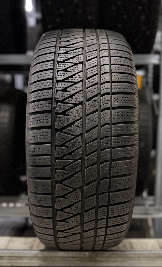 Kumho WinterCraft SUV WS71 275/45R20 110 W