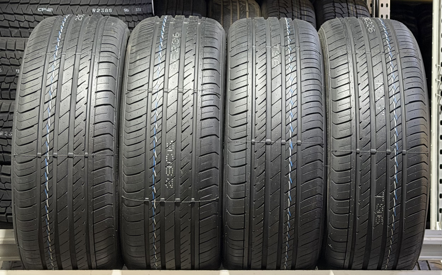 Sonix L-ZEAL 56 275/40R18 103 W Suverehvid