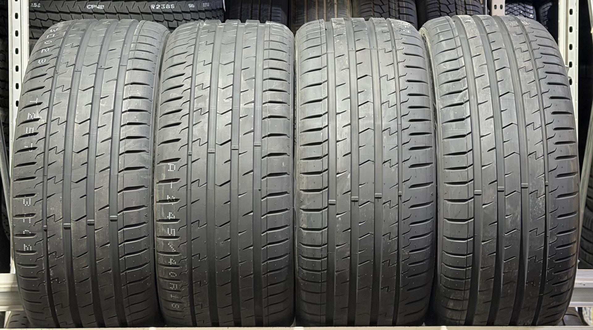 Atlander LANDER XSPORT ATL36 245/40R18 97 Y Летние шины