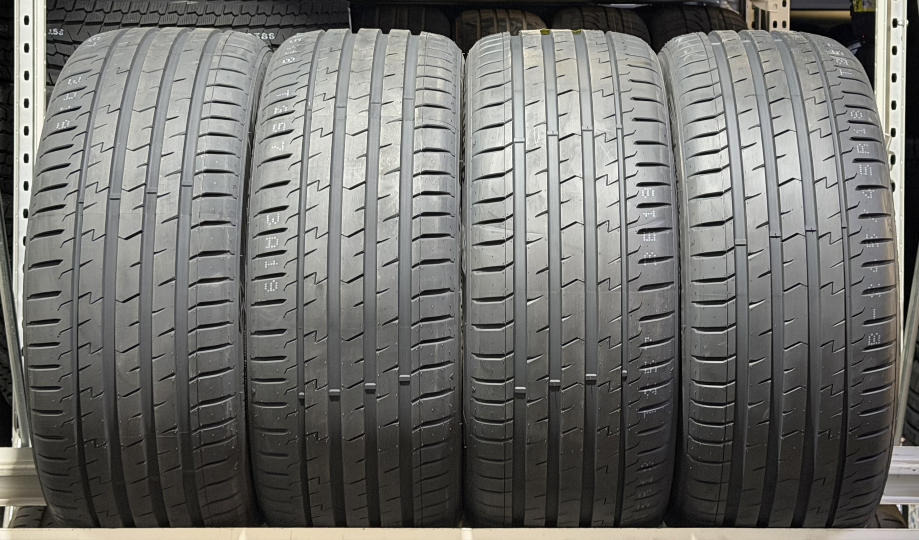 Atlander LANDER XSPORT ATL36 255/40R18 99 Y Летние шины