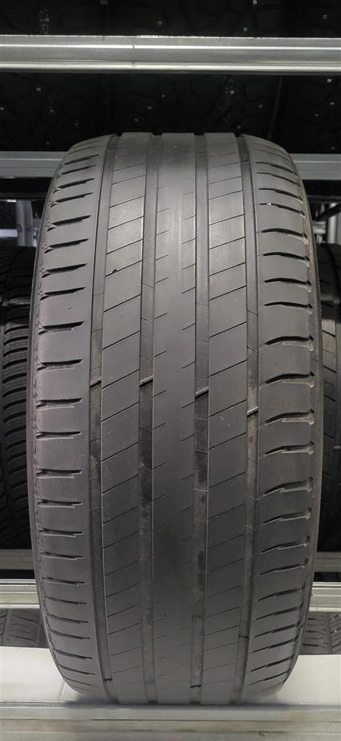 Michelin Latitude Sport 3 275/45R20 110 V VOL