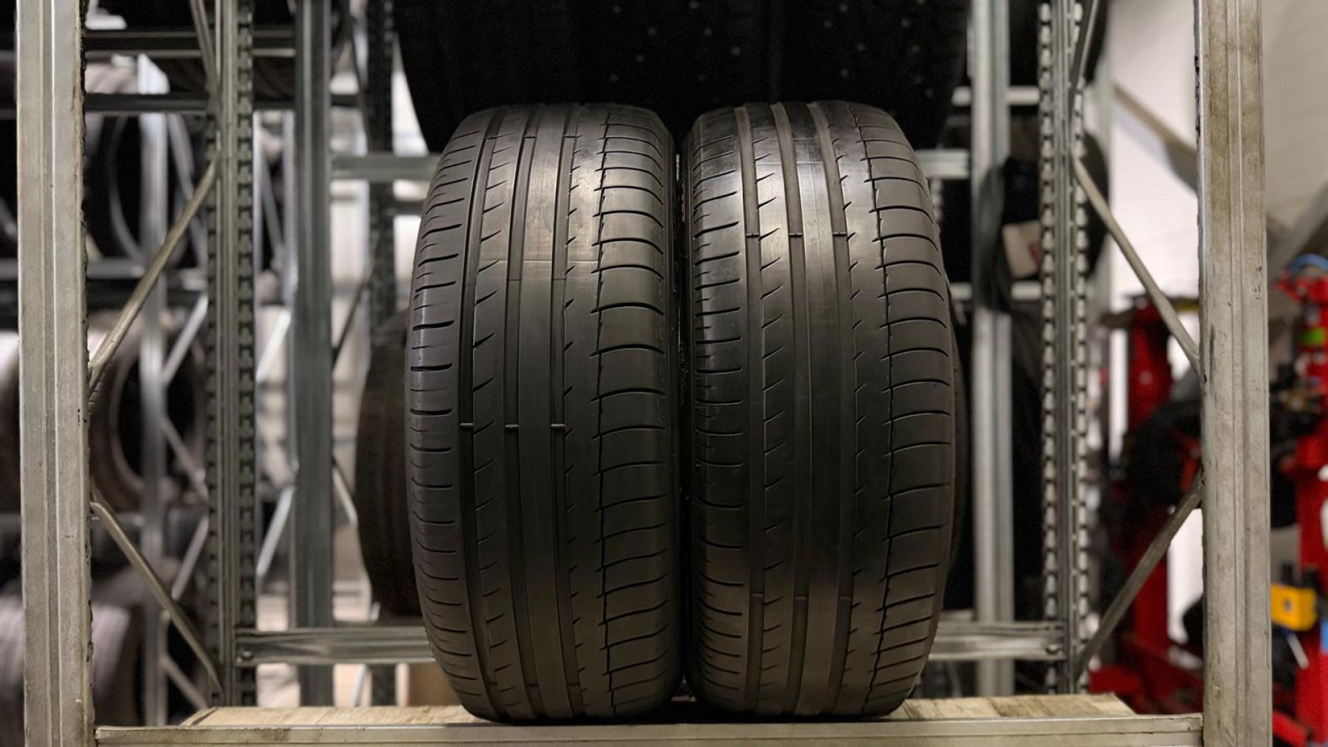 Michelin Latitude Sport 235/55R19 101 W AO Летние шины