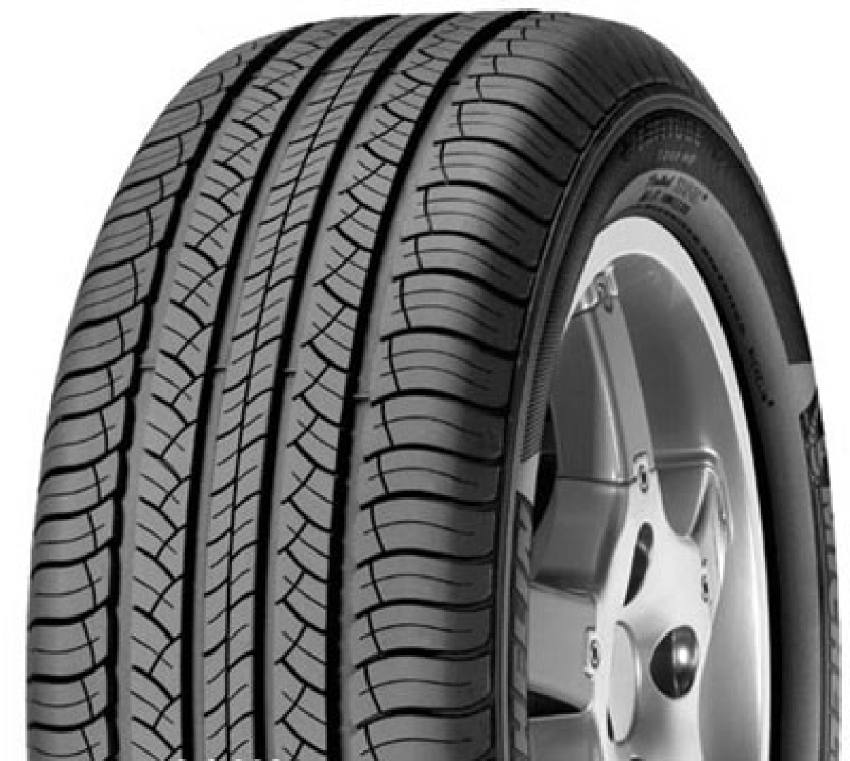 Michelin Latitude Tour 245/70R16 106 T Всесезонные шины