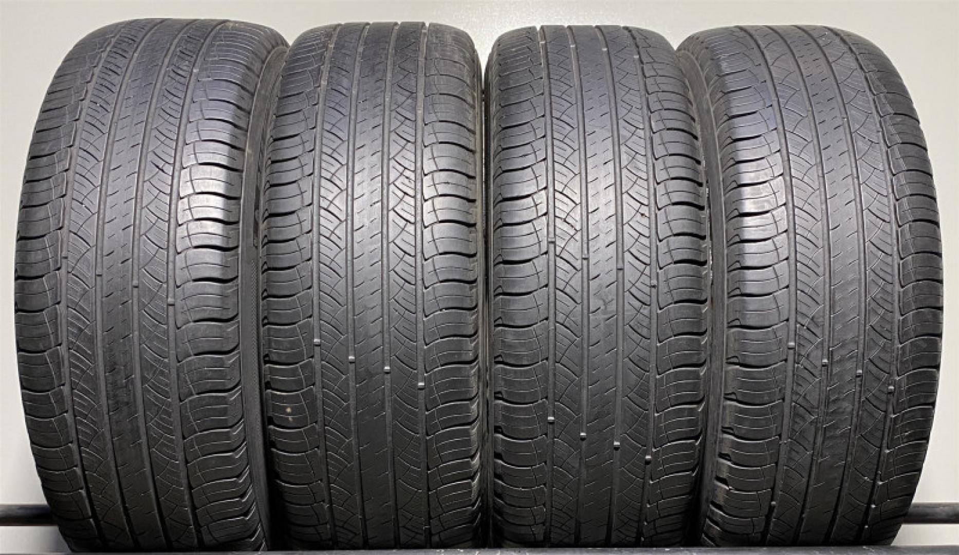 Michelin Latitude Tour Hp 235/55R19 101 H AO Suverehvid