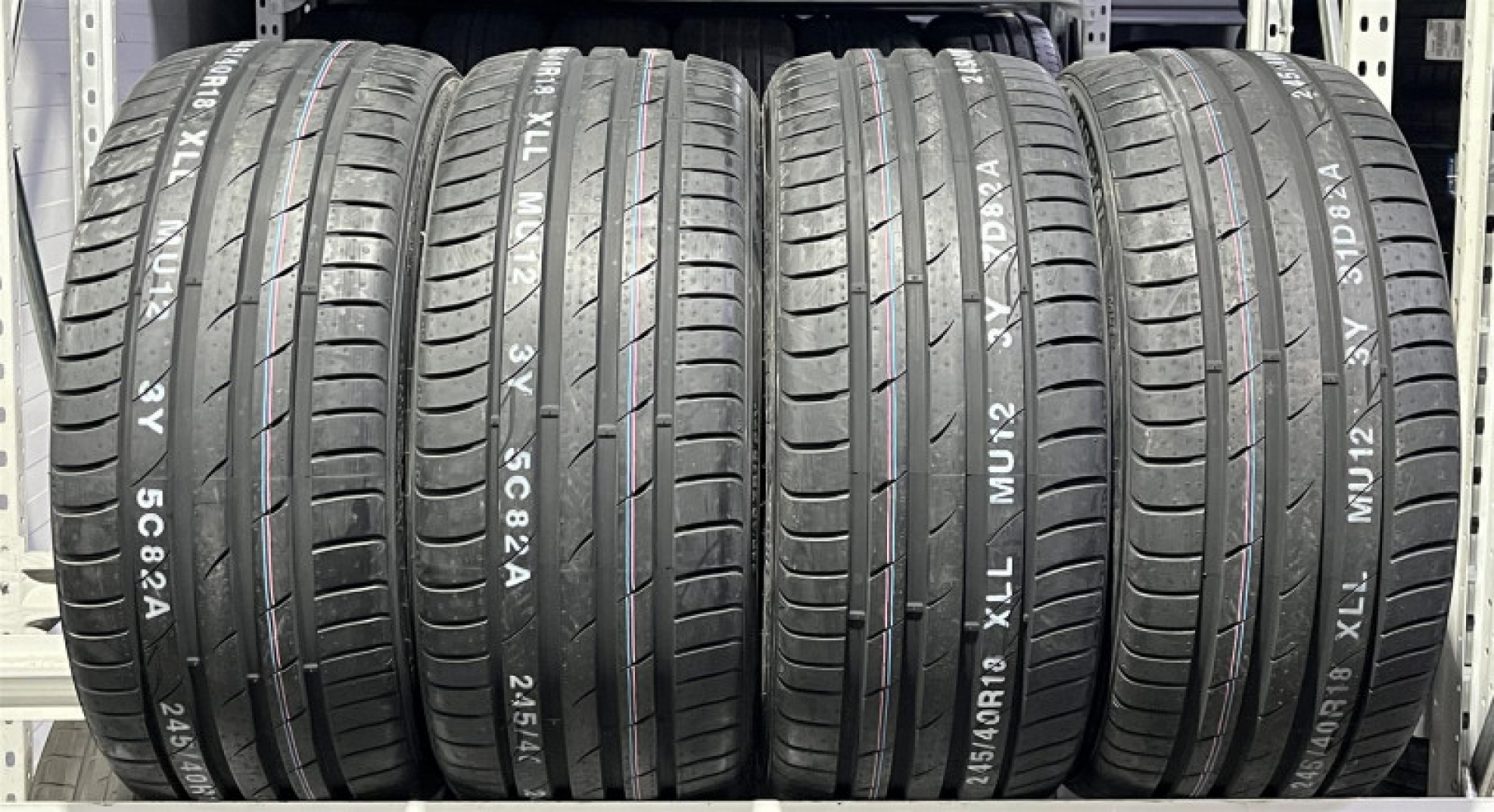Marshal MU12 275/40R22 108 Y Suverehvid