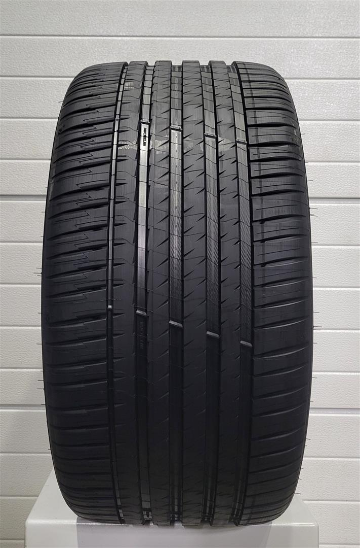Michelin Pilot Sport 4 SUV 335/30R23 111 Y RP