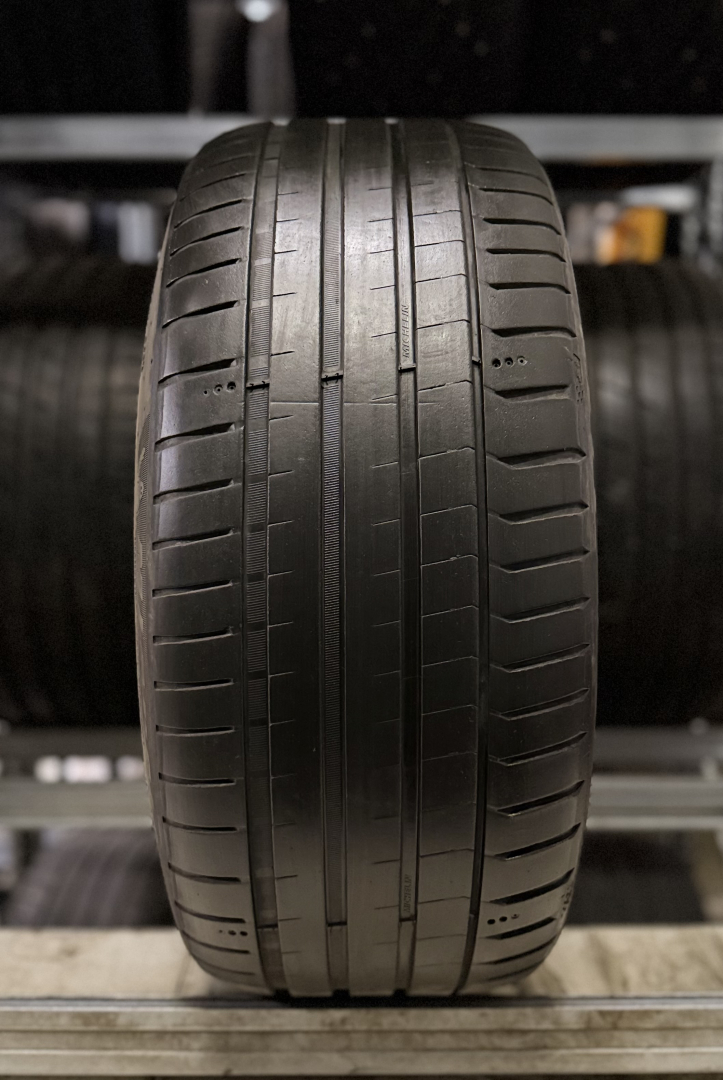 Michelin Pilot Sport 5 255/40R19 100 Y