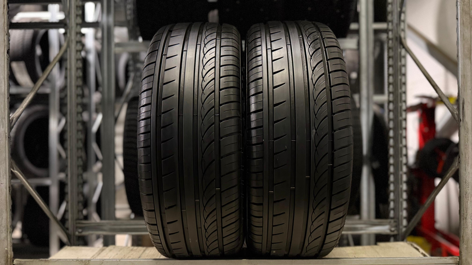 Sunfull Mont-Pro HP881 235/55R18 100 V Летние шины