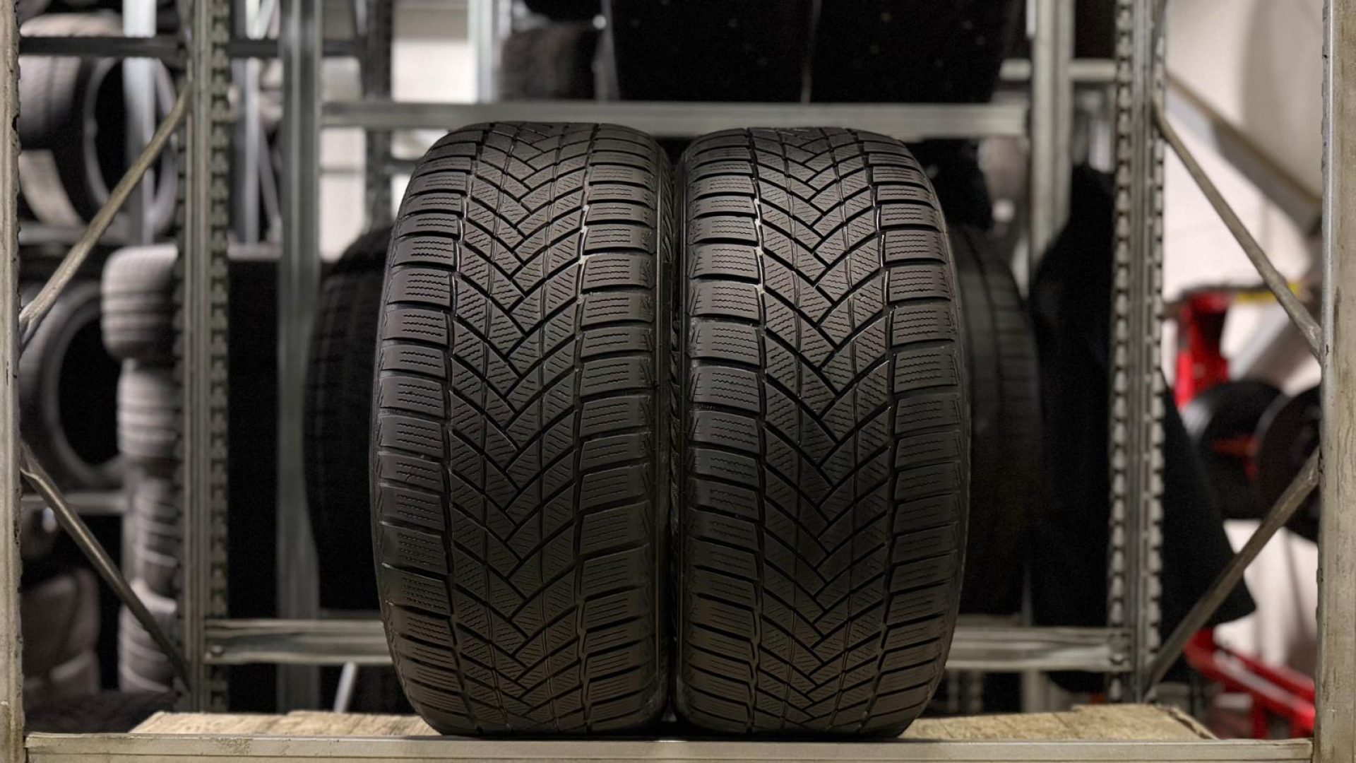 MATADOR MP93 Nordicca 225/50R17 98 V Ламельные шины