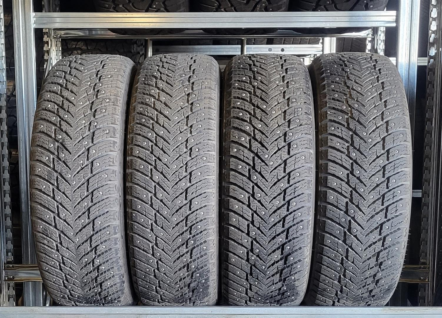 Nokian Hakkapeliitta 10 185/65R15 92 T Шипованные шины