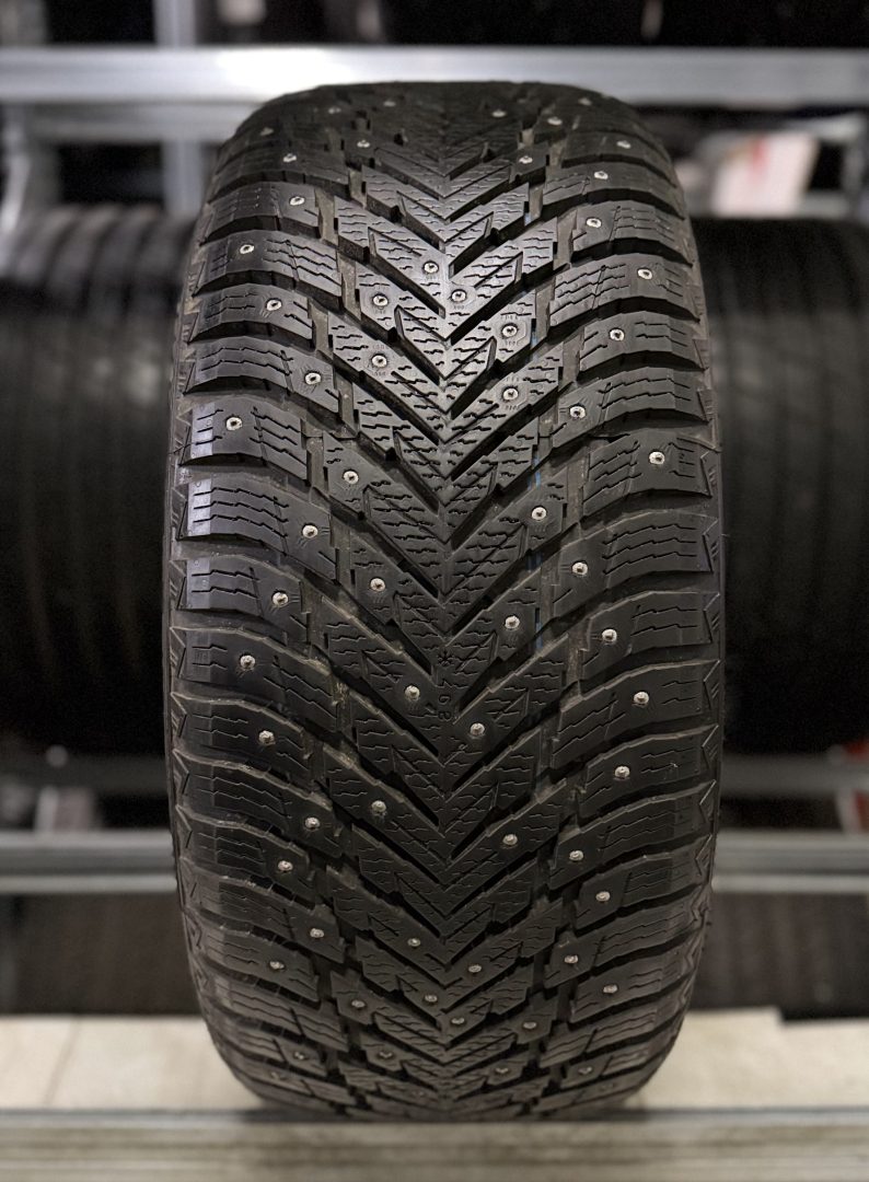 Nokian Hakkapeliitta 10 255/45R19 104 T