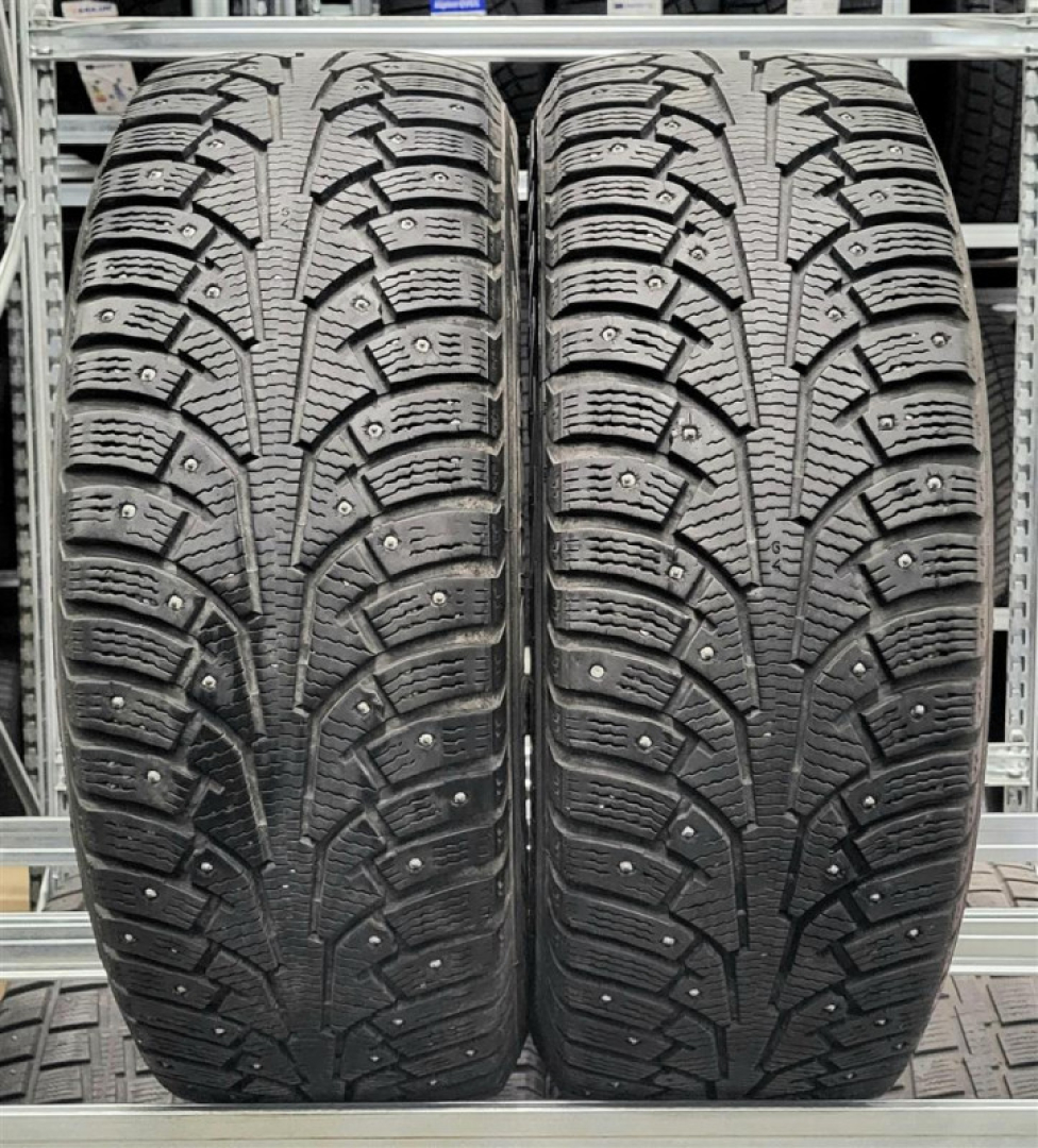 Nokian Hakkapeliitta 5 215/65R16 102 T Шипованные шины