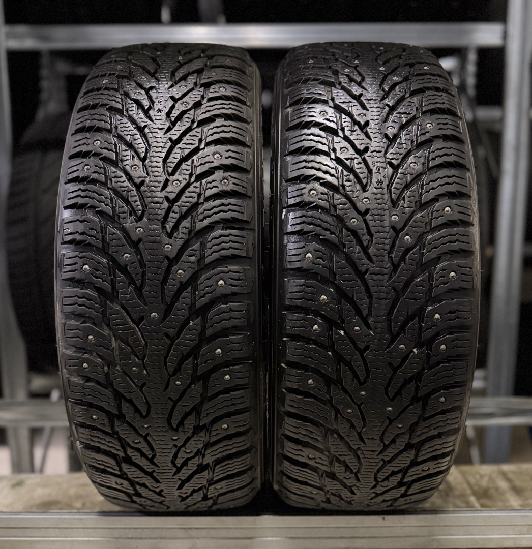 Nokian Hakkapeliitta 9 SUV 215/60R17 100 T Studded tires