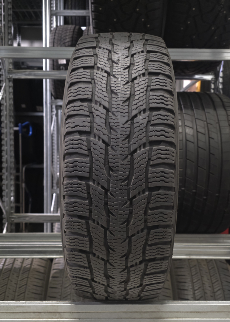 Nokian WRC3 205/65R16C 107/105T Lamell