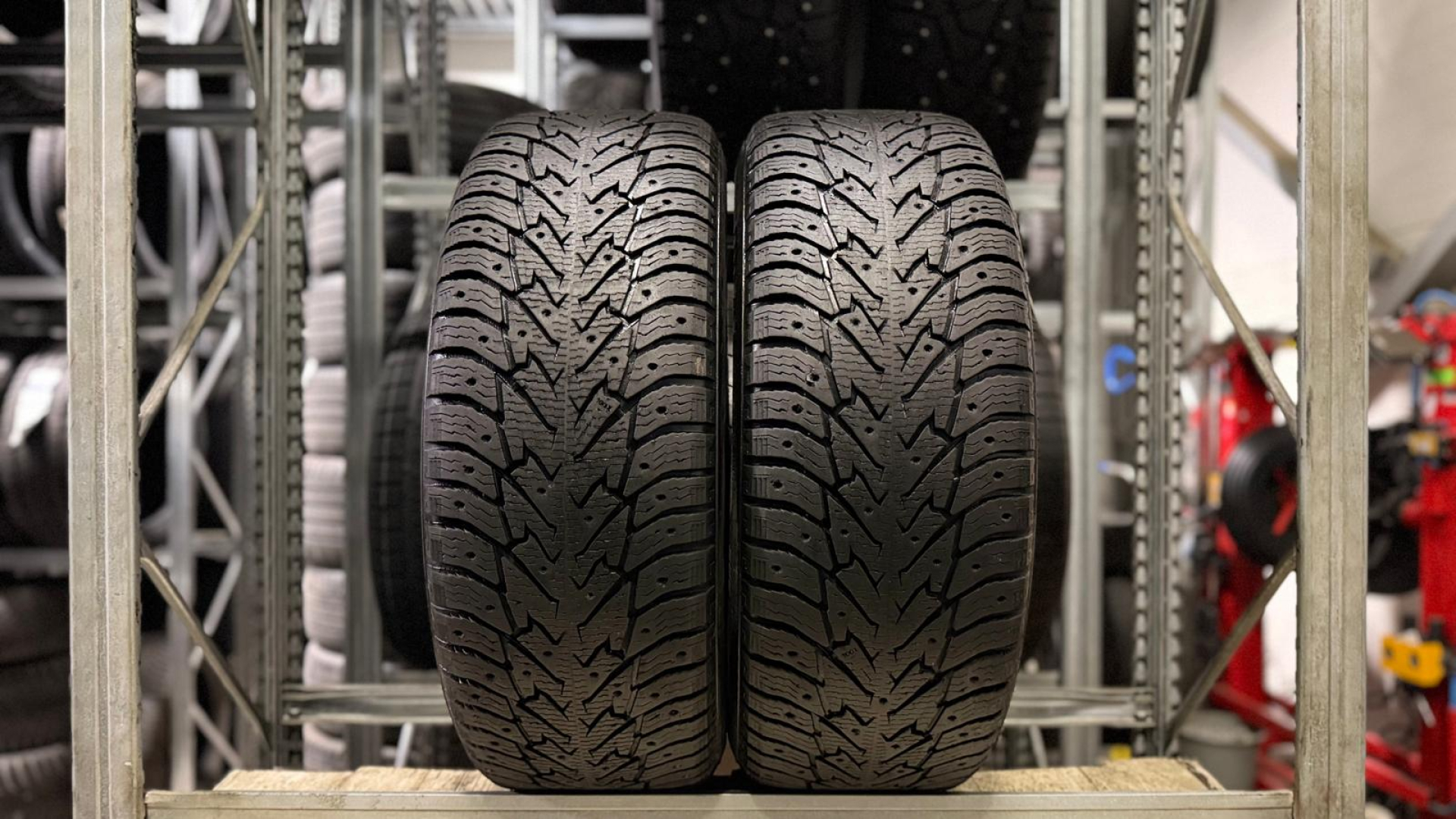 Bridgestone Noranza 001 SUV 265/70R16 112 T Friction tires