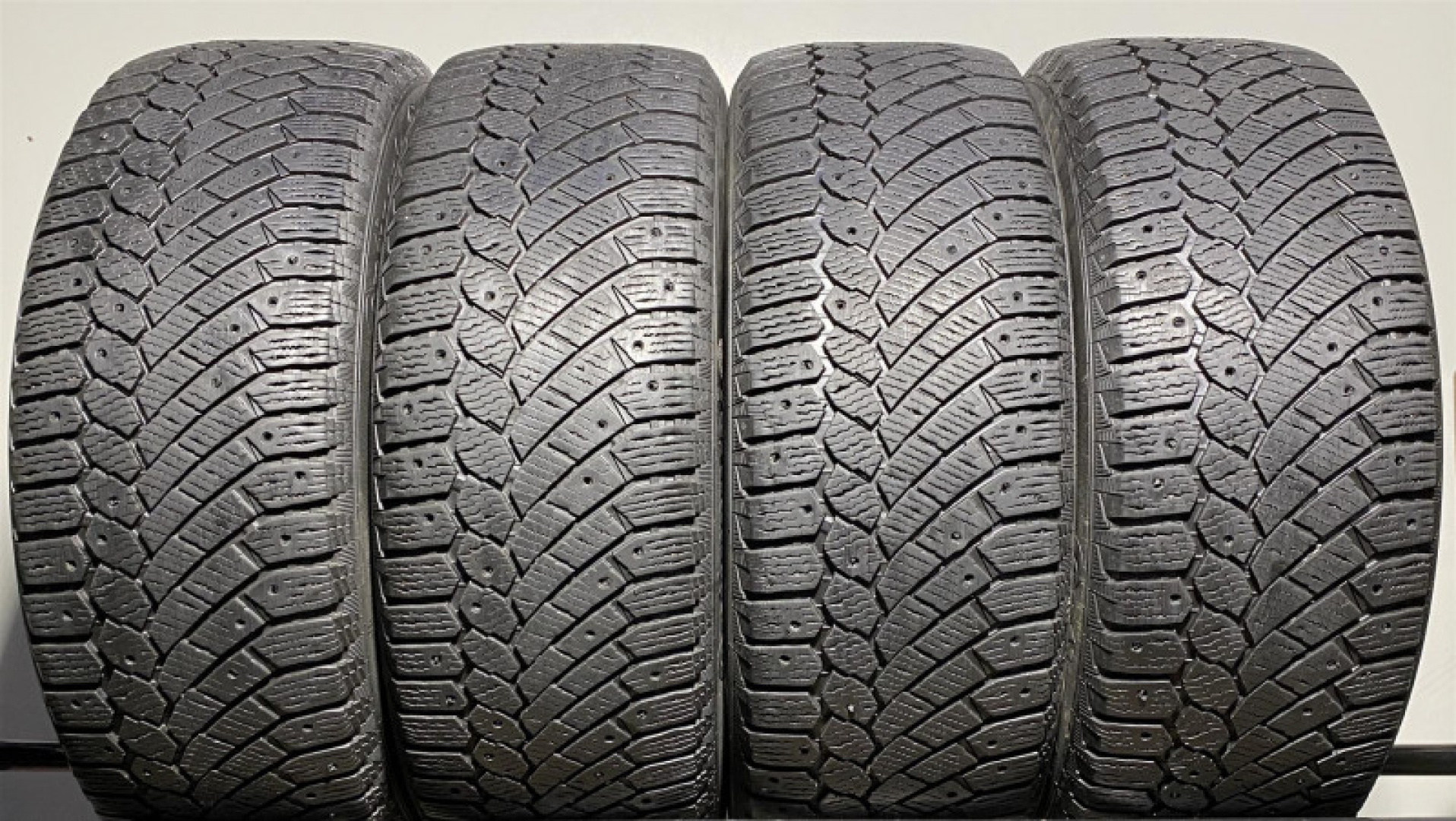 Gislaved Nord Frost 200 205/60R16 96 T Lamellrehvid